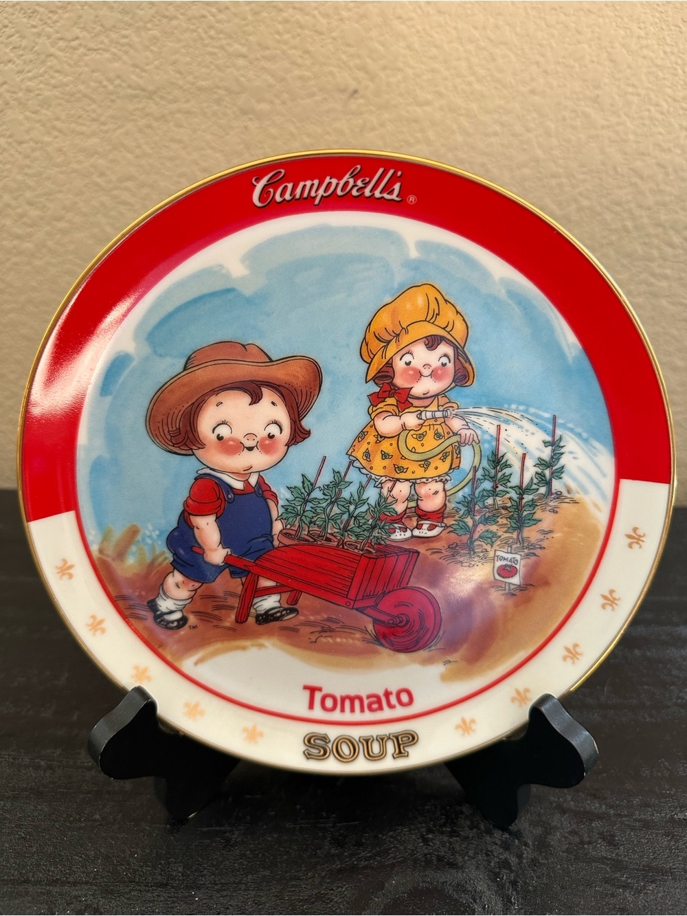 Danbury Mint Collector Tomato Soup Plate featuring the Campbell Soup Kids